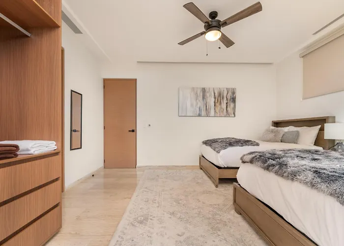 Mistiq Cabos Apartment