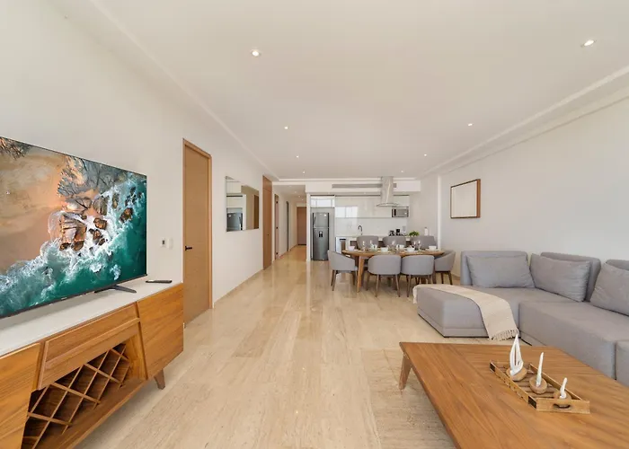 Mistiq Cabos Apartment