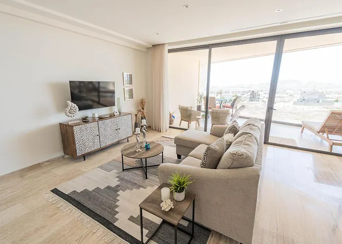 Mistiq Cabos Apartment
